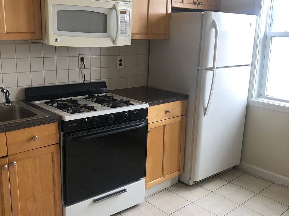 1st image of 58 Otsego St Floor 2