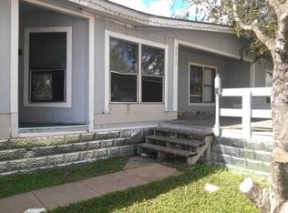 4946 Lake Vlg, San Antonio, TX 78223