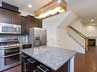 10003 Lynnberry Pl, Raleigh, NC 27617