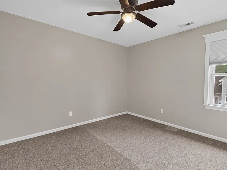 898 Gunston Ct — Photo 19