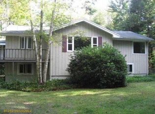 392 Hillside St, Yarmouth, ME 04096