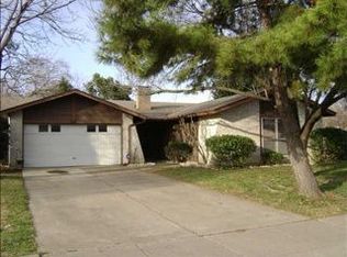 721 Lynnfield Dr, Arlington, TX 76014