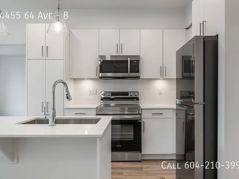 14455 64th Ave #B — Photo 3