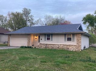 5842 S Buttercup St, Battlefield, MO 65619