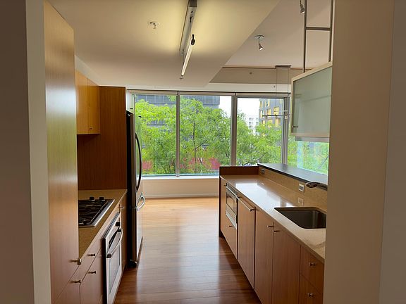 3rd image of 1155 S Grand Ave APT 401