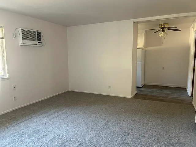 1 bed, 700 sqft, $1,275 — Photo 3