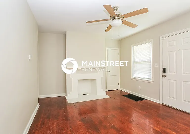 731 S Highland Ave — Photo 4