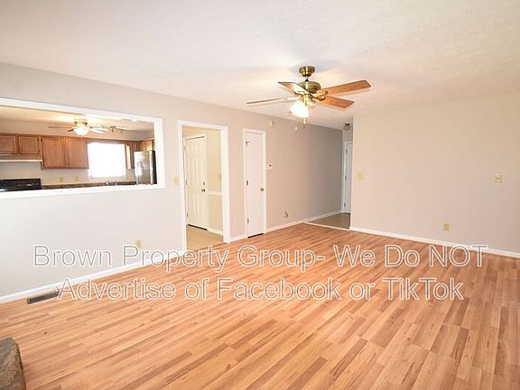 3rd image of 1646 Rim Rd