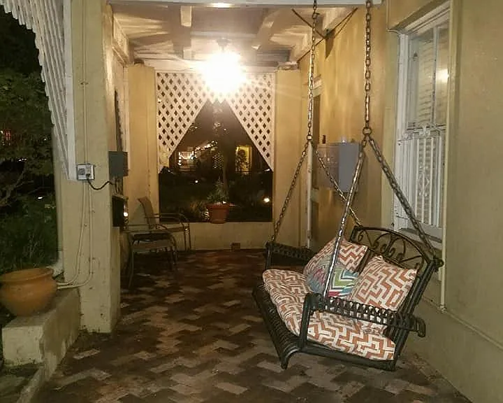 306 E Huntingdon St #1 — Photo 6