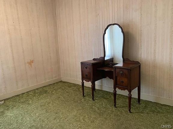 2nd image of 1803 Briar Ave