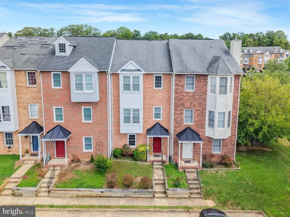 302 Barrie Pl, Fredericksburg, VA 22405