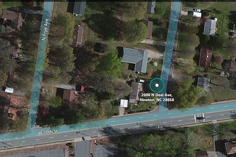 1st image of 2006 N Deal Ave