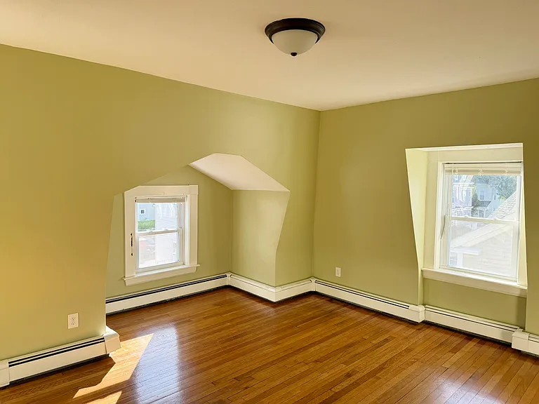 23 1/2 Central St #3 — Photo 2