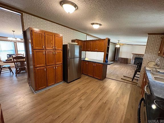 4th image of 234 Candy Ln