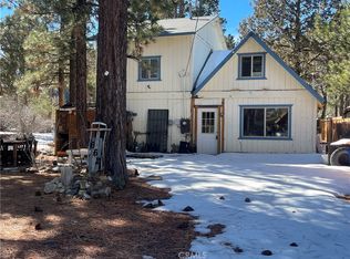 662 Riverside Ave, Big Bear City, CA 92386
