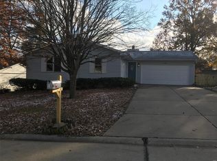 13 Spring Fawn Ln, Saint Peters, MO 63376