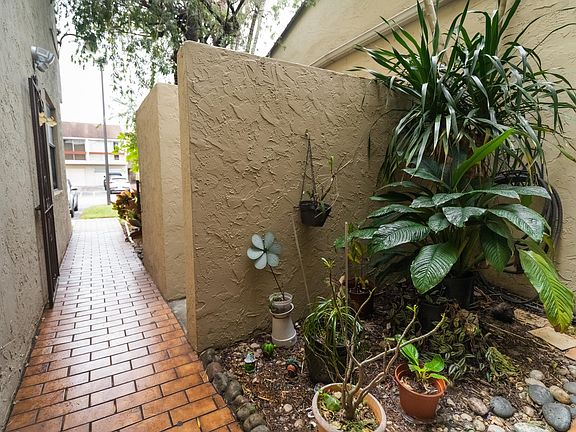 3rd image of 9153 Fontainebleau Boulevard #2