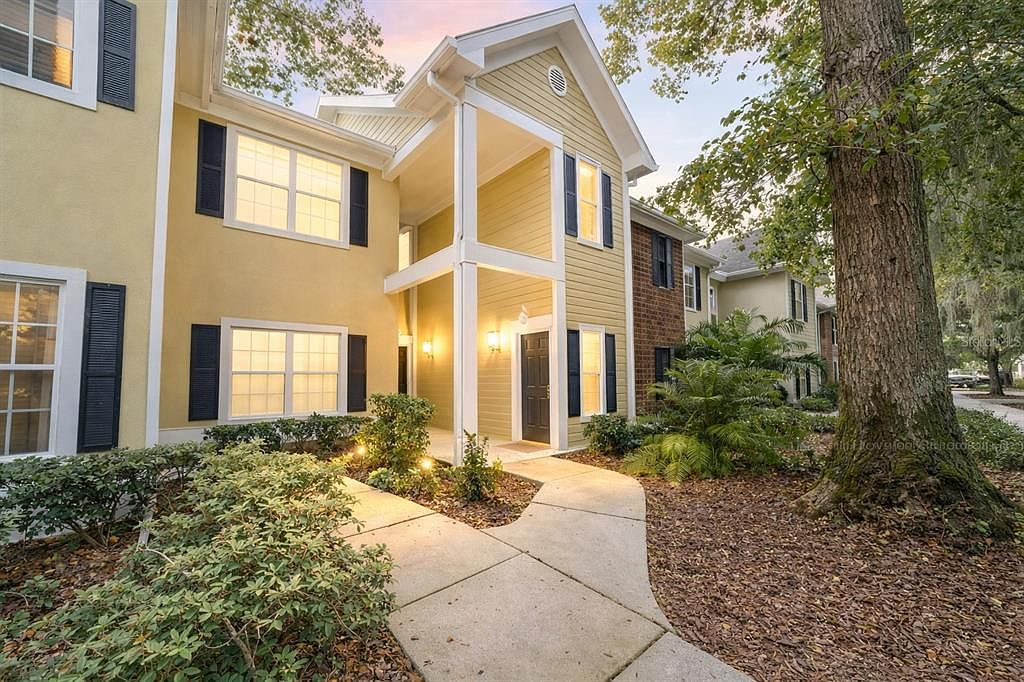 10000 SW 52nd Ave APT 95