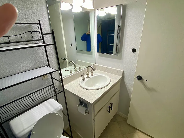 502 W Tonopah Dr #6 — Photo 27