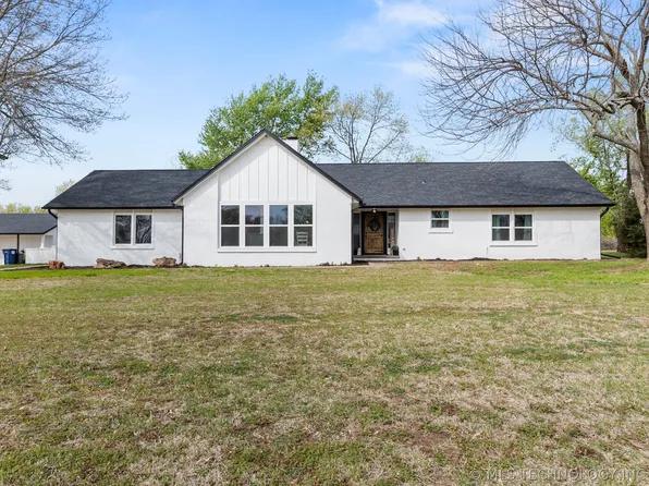20622 S 4092nd Rd, Claremore, OK 74019