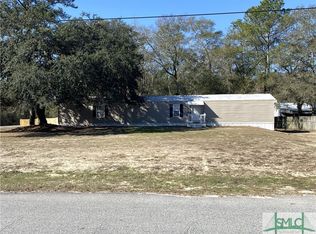 101 Lazy Lagoon Ct, Bloomingdale, GA 31302