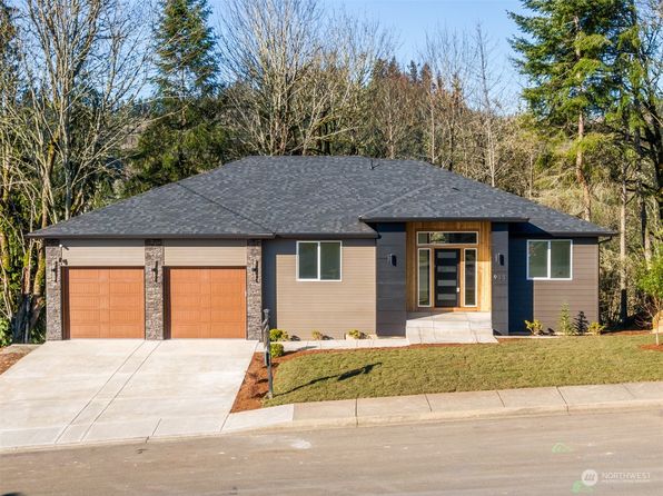 933 Edinburgh Court, Kelso, WA 98626