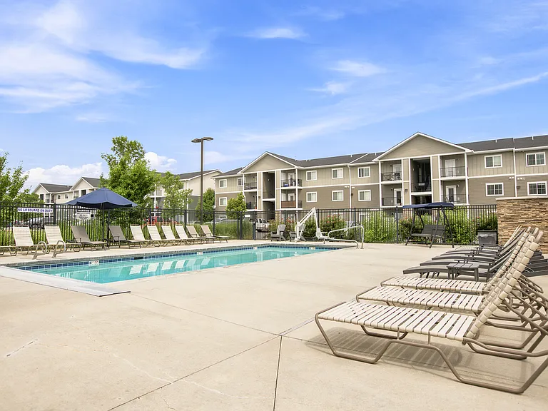 Remington Apartments — Photo 23