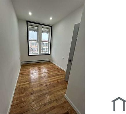 1st image of 835 E 217th St Floor 1