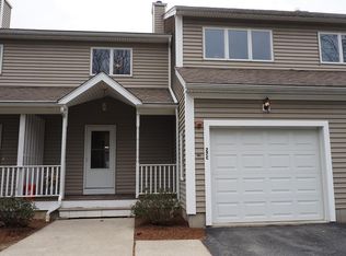 27 Solomon Pond Rd #C, Northborough, MA 01532