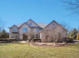 7N570 Stevens Glen Rd, St Charles, IL 60175