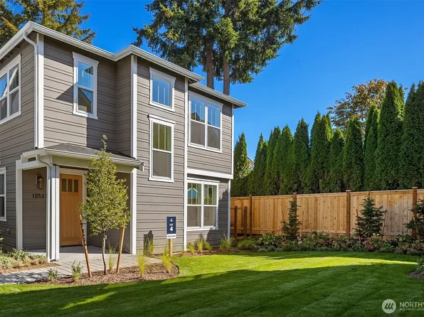 12523 NE 94th Street, Kirkland, WA 98033