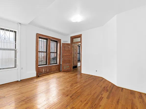 175 Rivington Street image 1 of 4