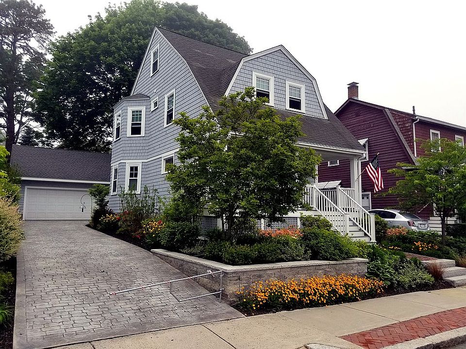 1st image of 44 Eastbourne St