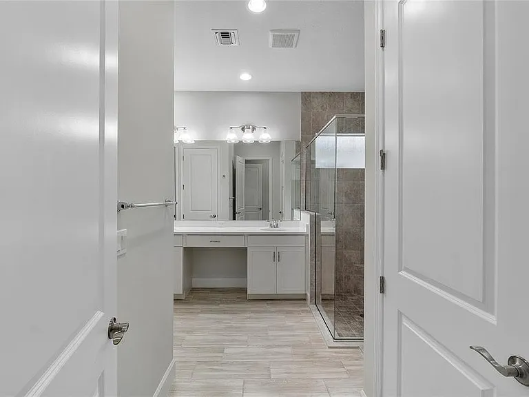 5218 Liberty Ln — Photo 20