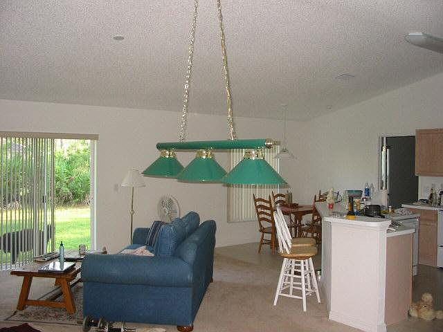 2nd image of 22 Ryding Ln