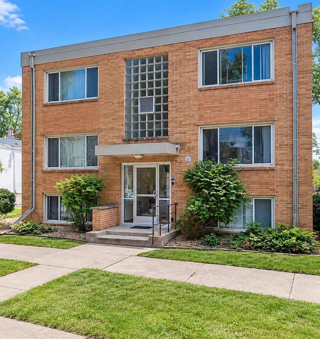 1 bed, $1,049 — Photo 2