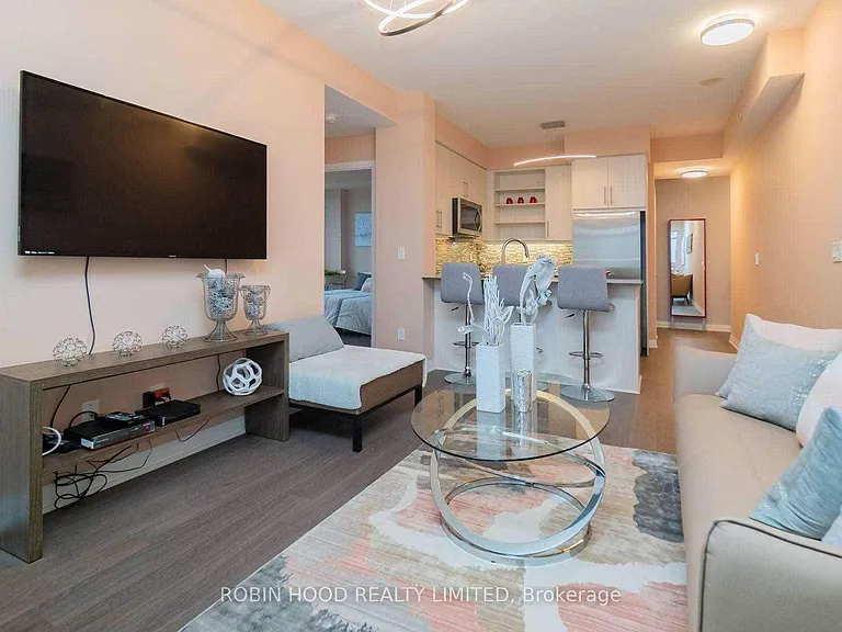 65 Oneida Cres #1508 — Photo 1