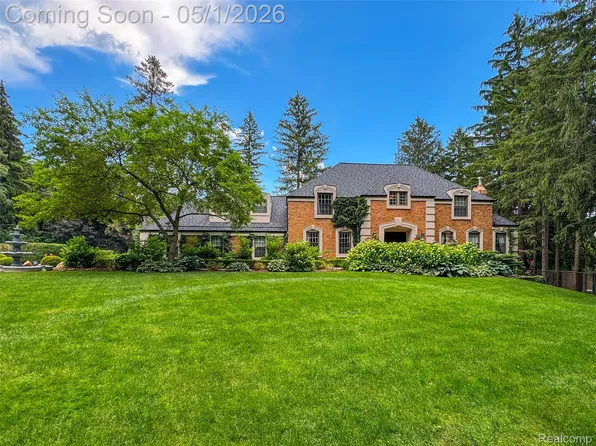 3985 S Ellamae Rd, Oakland, MI 48363