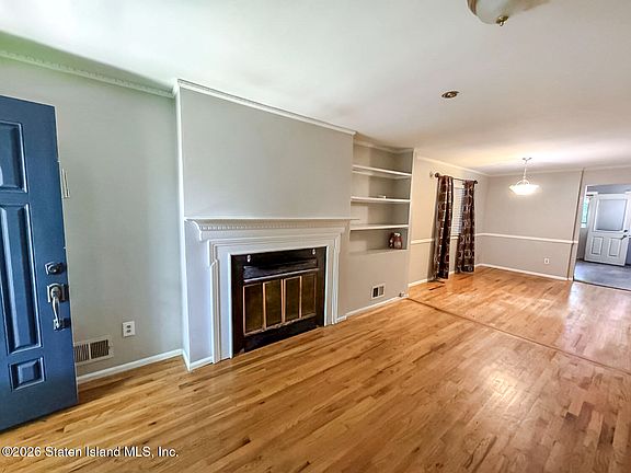 4th image of 47 Fremont Ave