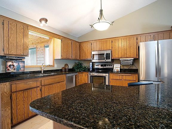 5th image of 1426 Blackhawk Lake Dr