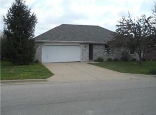 414 N Becky Cir, Nixa, MO 65714