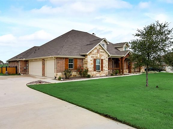 4th image of 7905 Windridge Dr