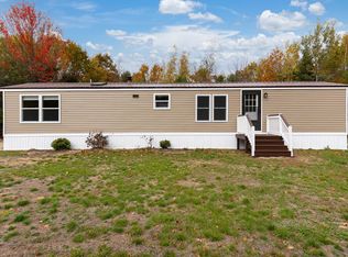 69 Winterbrook Rd, Mechanic Falls, ME 04256