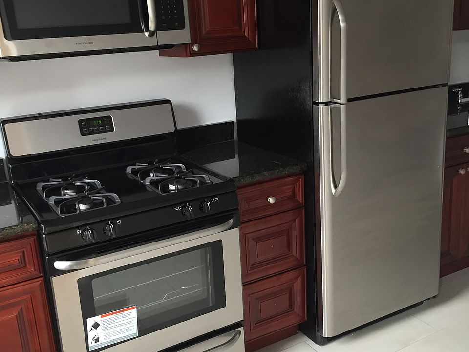 1st image of 4545 41st St APT 1F
