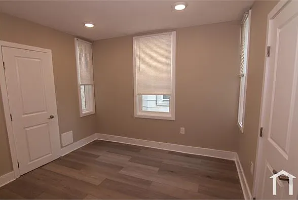 1631 Dyre St #B1 — Photo 6