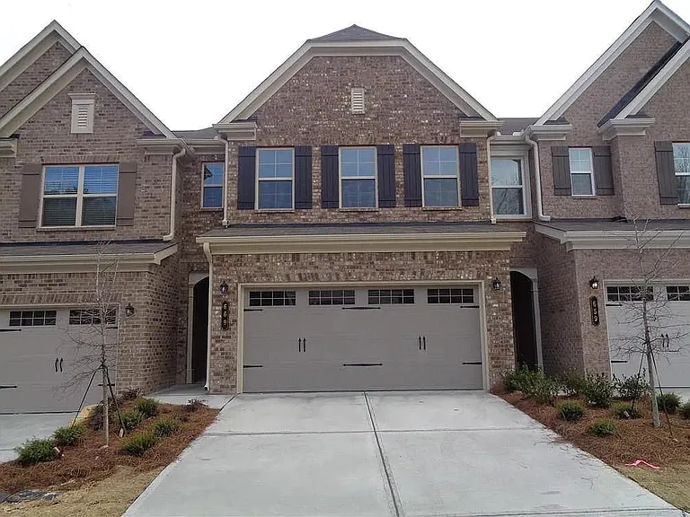 669 Lansing Grove Way — Photo 1