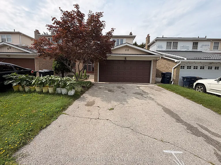 50 Shootfield Cres — Photo 1