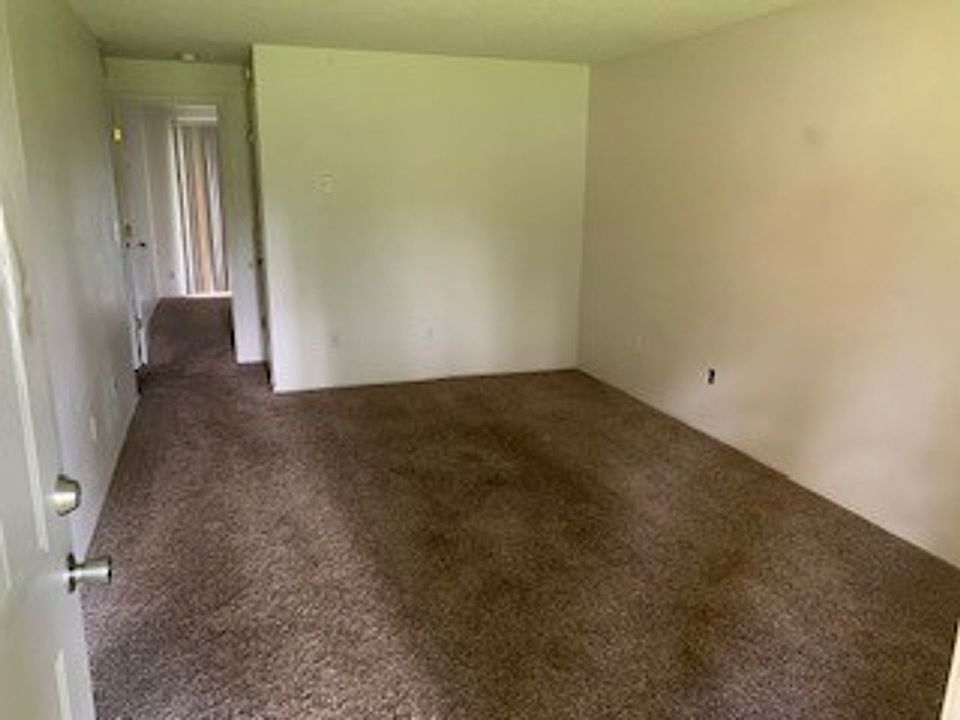1st image of 12308 112th Avenue Ct E APT 2
