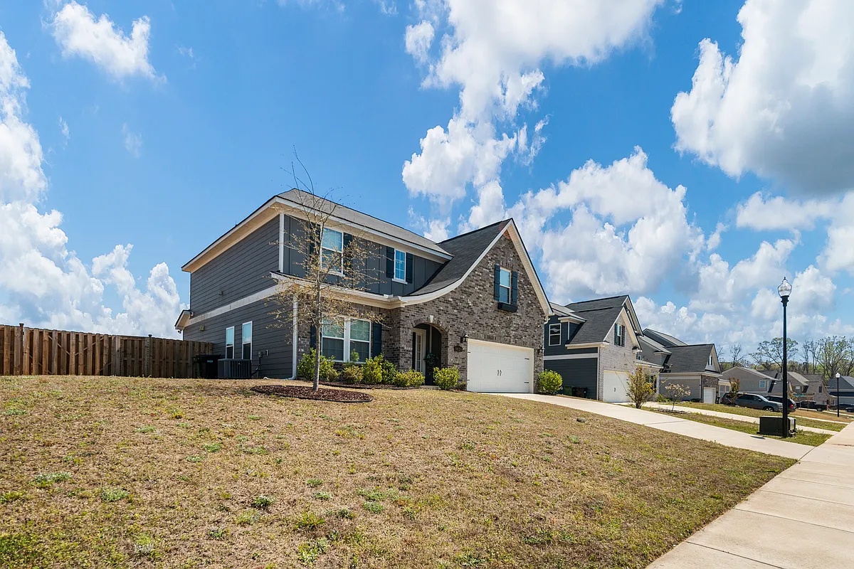 Building Photo - 9928 Long Leaf Pine Dr