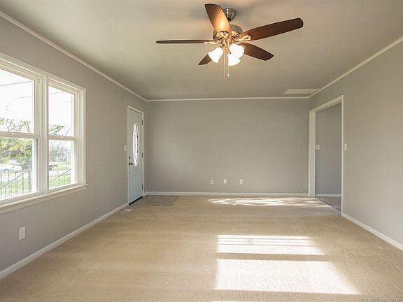5th image of 5933 S 99th Ave E